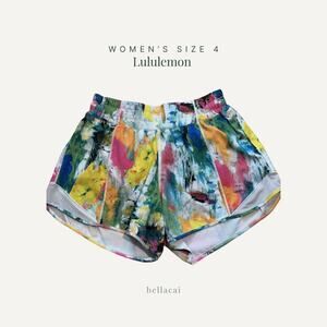 lululemon | Hotty Hot Low-Rise Lined Short 4" No Limits White Multi Size 4